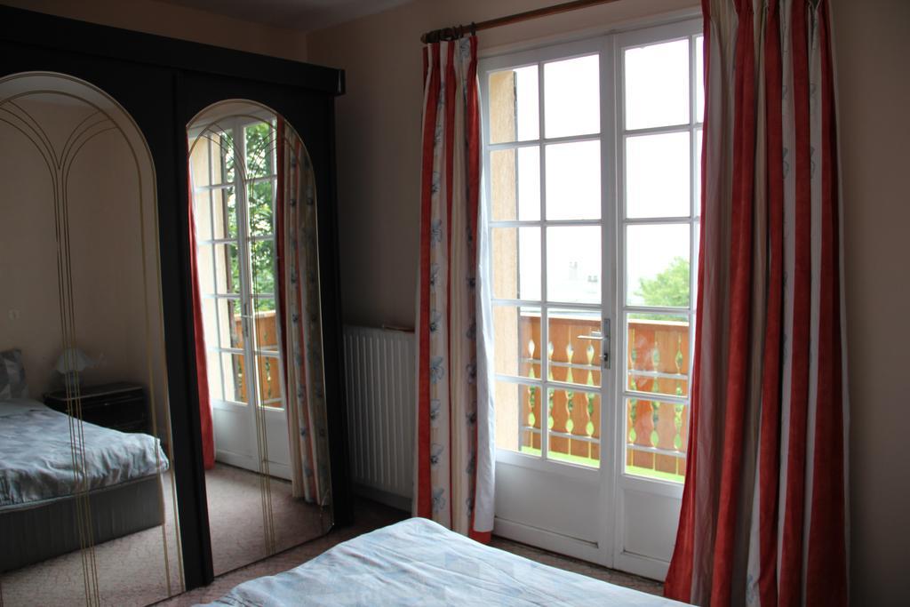 Holiday Home Maison De La Litiere Pugny-Chatenod Стая снимка