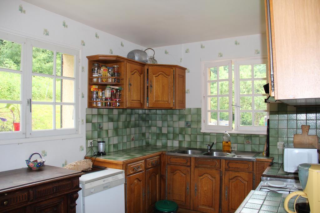 Holiday Home Maison De La Litiere Pugny-Chatenod Стая снимка