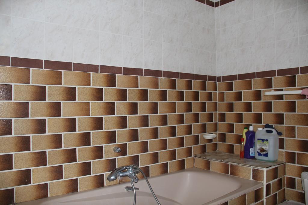 Holiday Home Maison De La Litiere Pugny-Chatenod Стая снимка